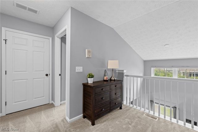 13913 Woodcroft, North Royalton, OH 44133