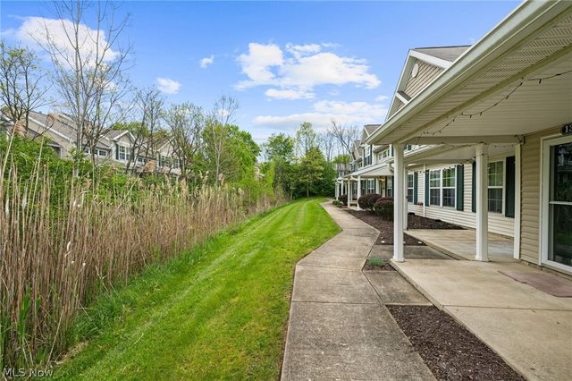 13913 Woodcroft, North Royalton, OH 44133
