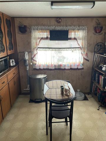 1865 SW 87th Terrace, Davie, FL 33324