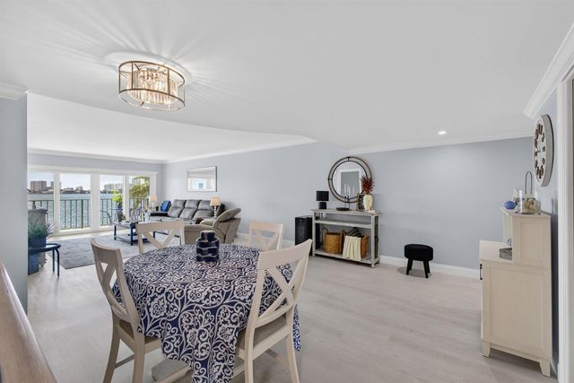 801 Lake Shore Drive 302, Lake Park, FL 33403