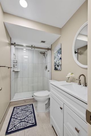 801 Lake Shore Drive 302, Lake Park, FL 33403