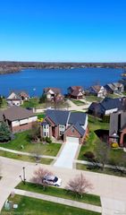 12881 NAUTICA Drive, Van Buren Twp, MI 48111