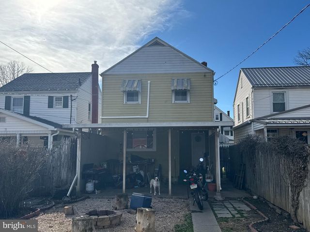 1319 WASHINGTON ST, Huntingdon, PA 16652