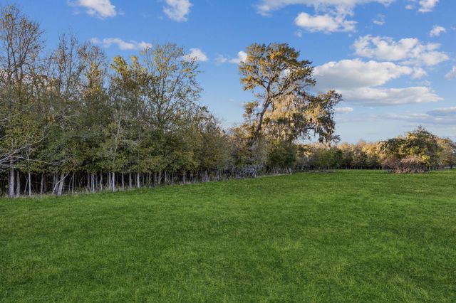 4802 Riverbend Ct, Fulshear, TX 77441