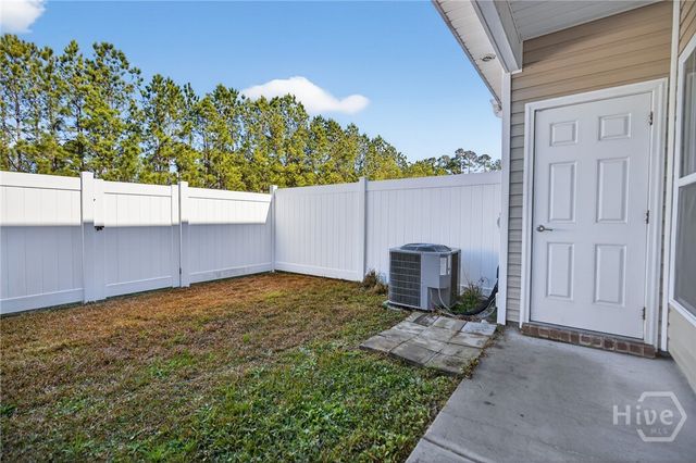 44 Winter Lake Circle, Savannah, GA 31407