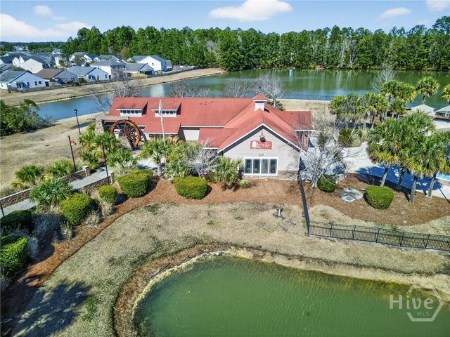 44 Winter Lake Circle, Savannah, GA 31407