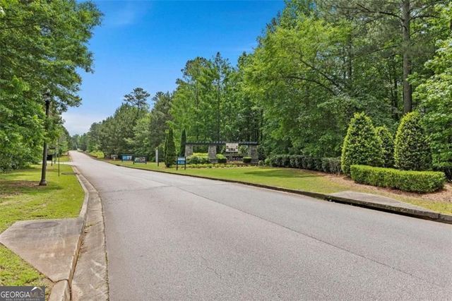 485 Discovery Lake Drive, Fayetteville, GA 30215