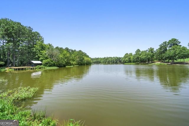 485 Discovery Lake Drive, Fayetteville, GA 30215