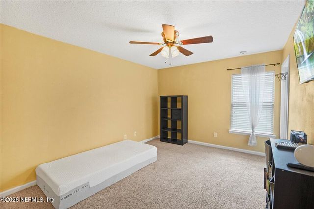 221 THORNLOE Drive, St. Johns, FL 32259