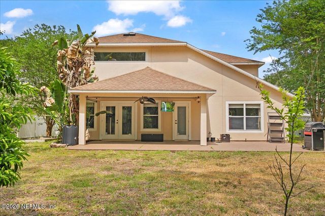 221 THORNLOE Drive, St. Johns, FL 32259