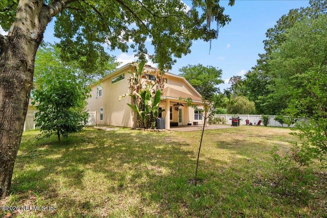 221 THORNLOE Drive, St. Johns, FL 32259