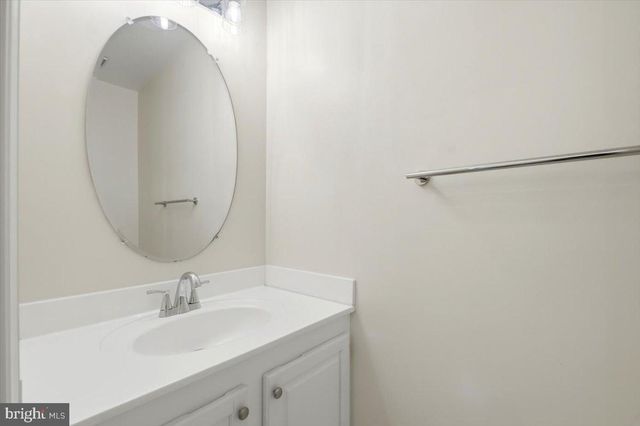 1213 WEATHERSTONE CT, Reston, VA 20194