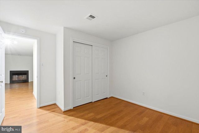 1213 WEATHERSTONE CT, Reston, VA 20194