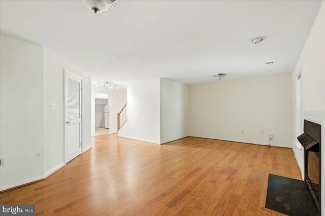 1213 WEATHERSTONE CT, Reston, VA 20194
