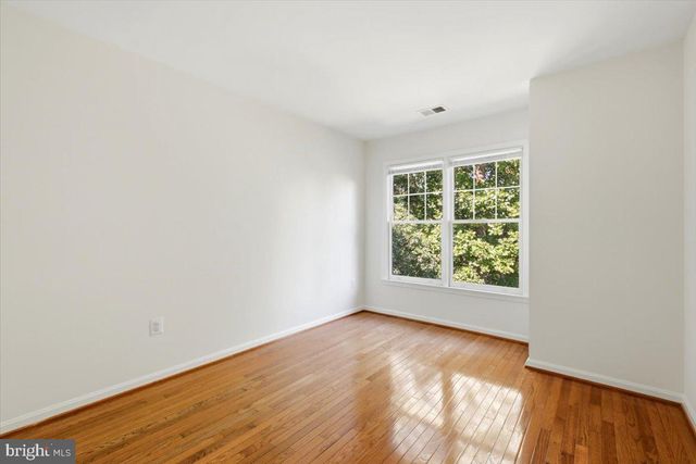 1213 WEATHERSTONE CT, Reston, VA 20194