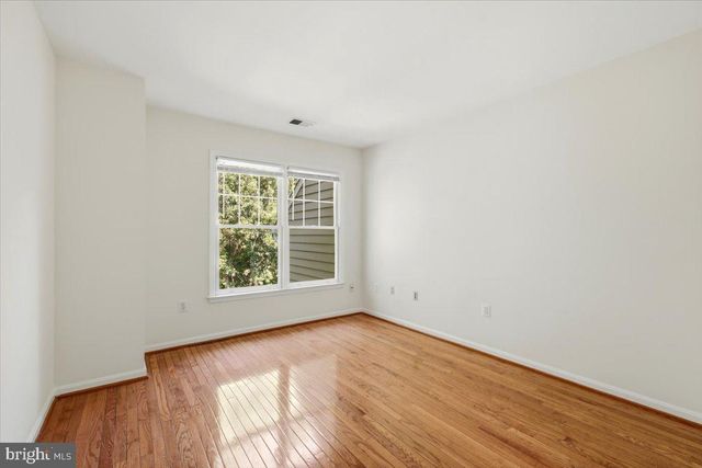 1213 WEATHERSTONE CT, Reston, VA 20194