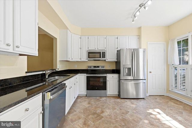 1213 WEATHERSTONE CT, Reston, VA 20194