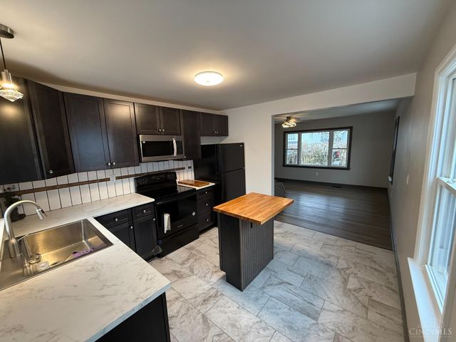 2126 Parkamo Avenue, Fairfield Twp, OH 45015