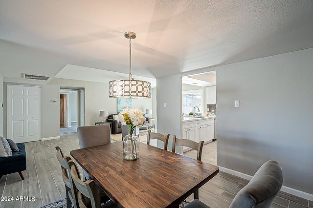14008 N 52ND Avenue, Glendale, AZ 85306