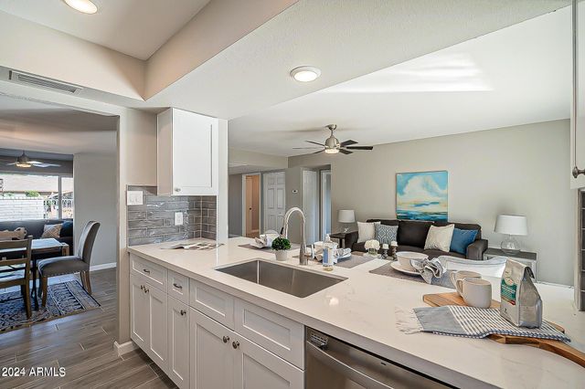14008 N 52ND Avenue, Glendale, AZ 85306