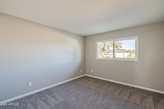 14008 N 52ND Avenue, Glendale, AZ 85306