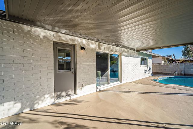 14008 N 52ND Avenue, Glendale, AZ 85306