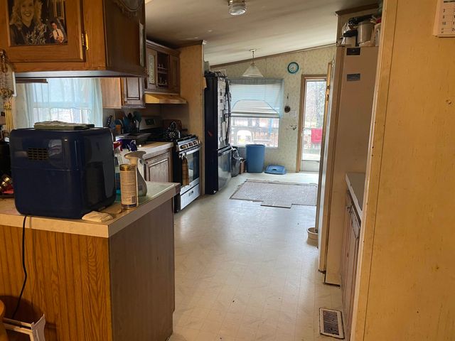 108 Lucas Pond Road, Northwood, NH 03261