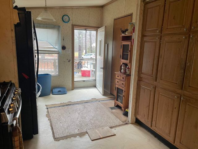 108 Lucas Pond Road, Northwood, NH 03261