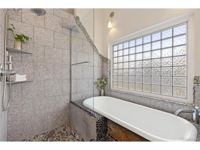 810 Taylor Ave, Loveland, CO 80537