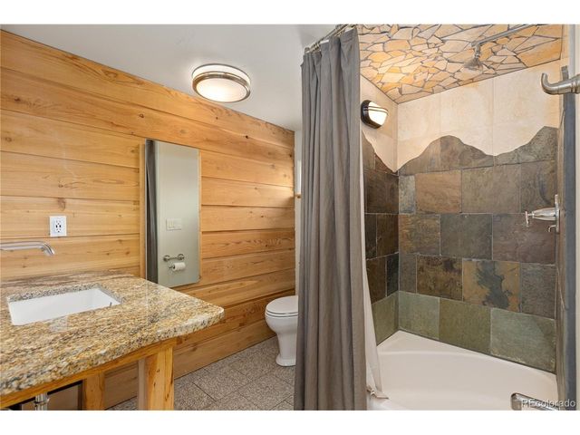 810 Taylor Ave, Loveland, CO 80537