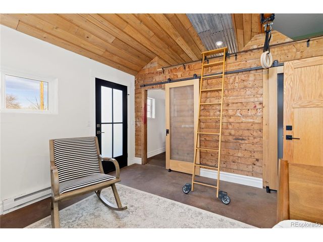 810 Taylor Ave, Loveland, CO 80537