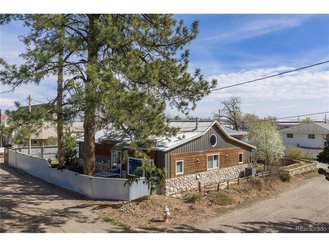 810 Taylor Ave, Loveland, CO 80537