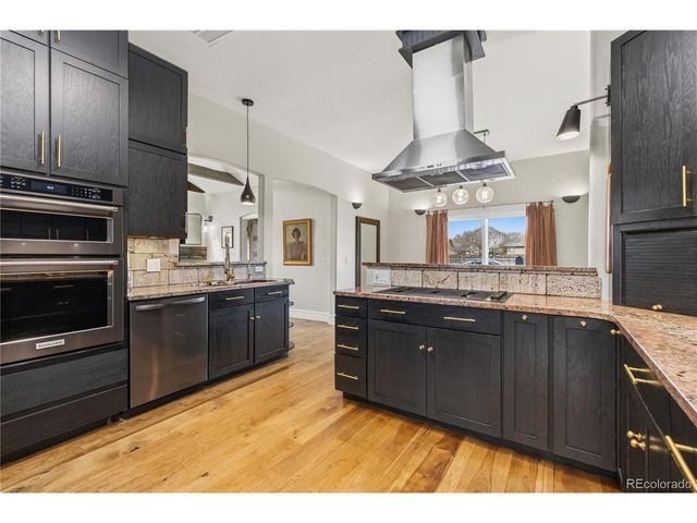 810 Taylor Ave, Loveland, CO 80537