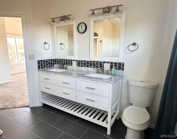 1508 S Grant Street, Iron Mountain, MI 49801