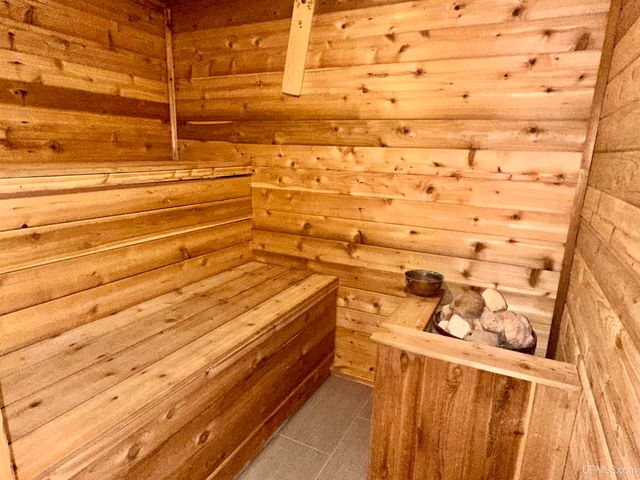 1508 S Grant Street, Iron Mountain, MI 49801