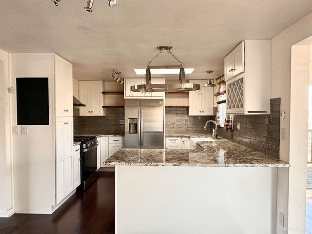 1508 S Grant Street, Iron Mountain, MI 49801