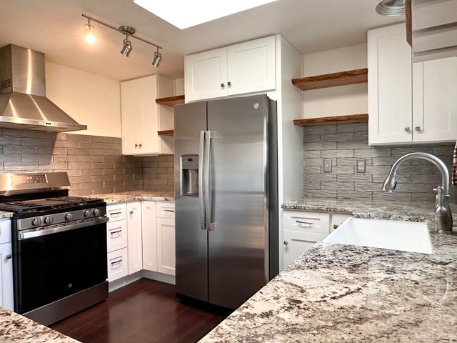 1508 S Grant Street, Iron Mountain, MI 49801