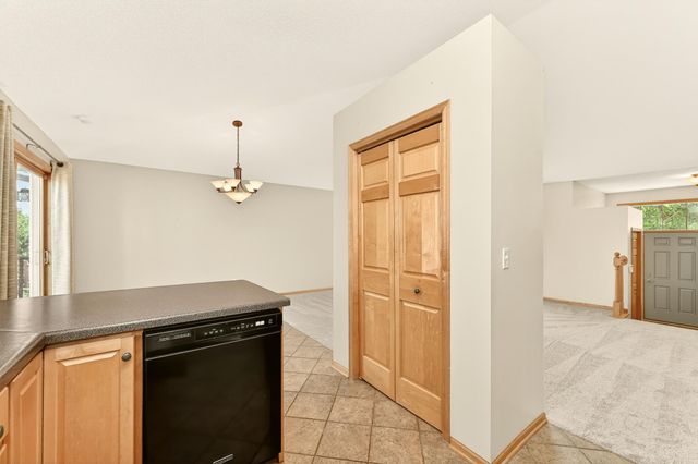 2813 Ashland Place NW, Rochester, MN 55901