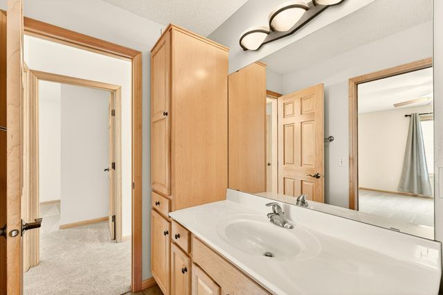 2813 Ashland Place NW, Rochester, MN 55901