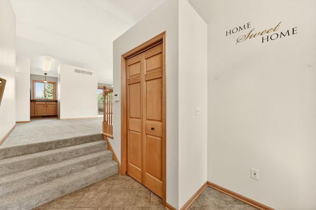2813 Ashland Place NW, Rochester, MN 55901