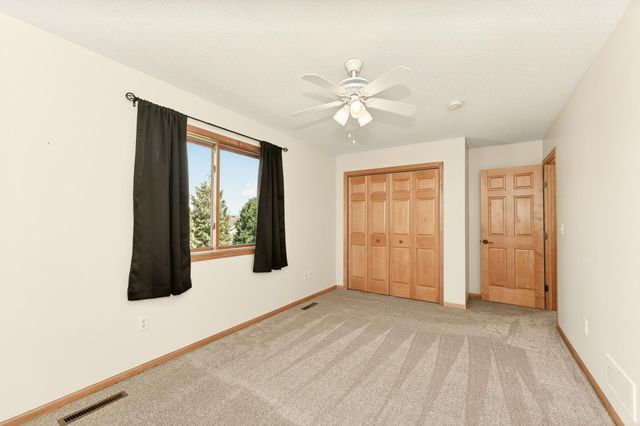 2813 Ashland Place NW, Rochester, MN 55901