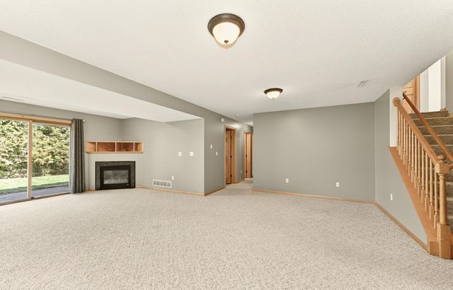 2813 Ashland Place NW, Rochester, MN 55901