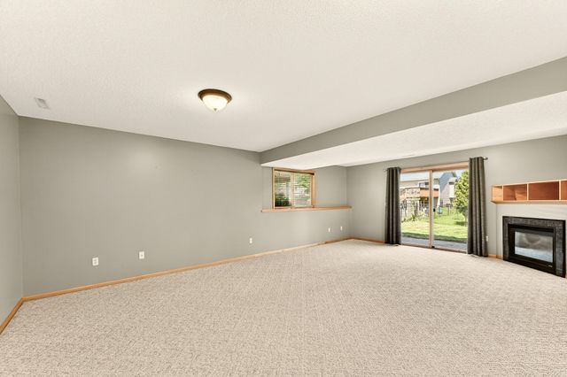 2813 Ashland Place NW, Rochester, MN 55901