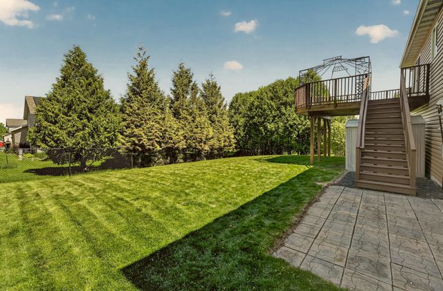 2813 Ashland Place NW, Rochester, MN 55901