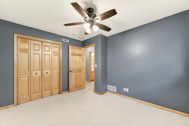 2813 Ashland Place NW, Rochester, MN 55901