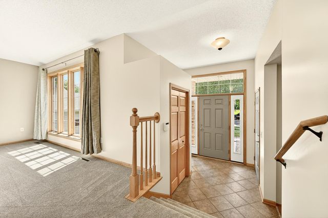2813 Ashland Place NW, Rochester, MN 55901