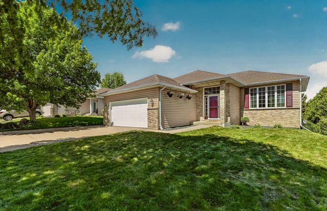 2813 Ashland Place NW, Rochester, MN 55901