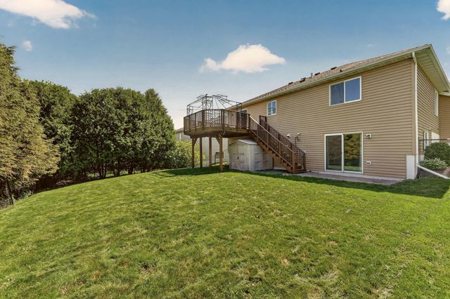 2813 Ashland Place NW, Rochester, MN 55901