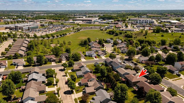 2813 Ashland Place NW, Rochester, MN 55901