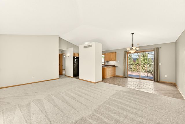 2813 Ashland Place NW, Rochester, MN 55901